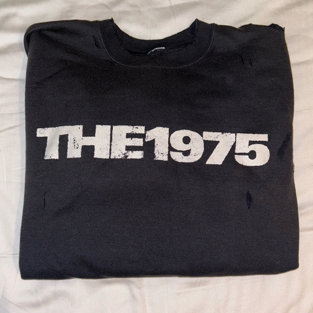 The 1975 distressed sweater size XL